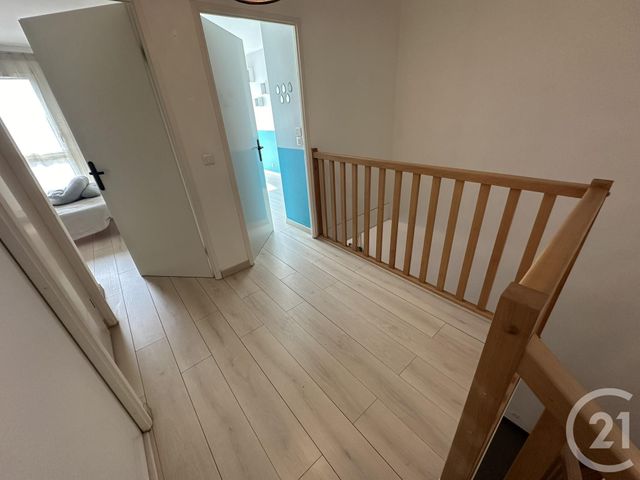 Appartement Duplex à louer - 3 pièces - 65.94 m2 - JUVISY SUR ORGE - 91 - ILE-DE-FRANCE - Century 21 Immo Danton