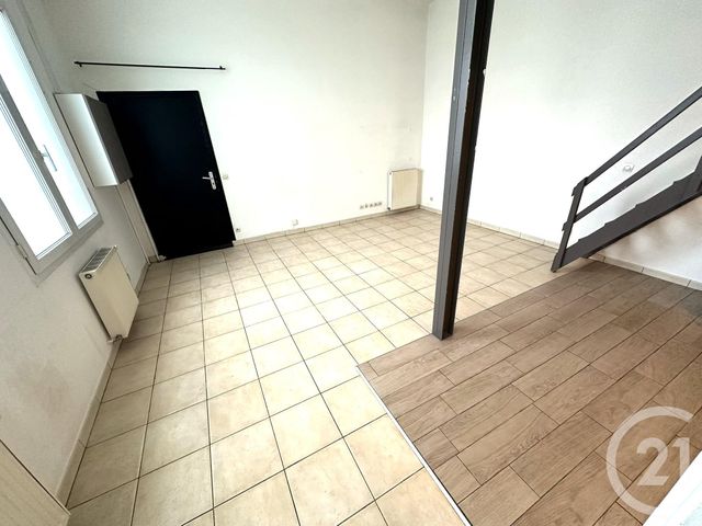 Appartement Studio à louer - 1 pièce - 34.52 m2 - JUVISY SUR ORGE - 91 - ILE-DE-FRANCE - Century 21 Immo Danton