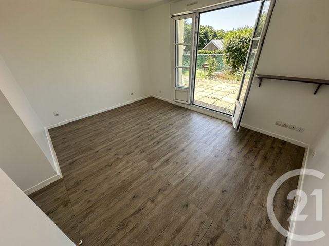 Appartement F1 à louer - 1 pièce - 27.84 m2 - ST PIERRE DU PERRAY - 91 - ILE-DE-FRANCE - Century 21 Immo Danton