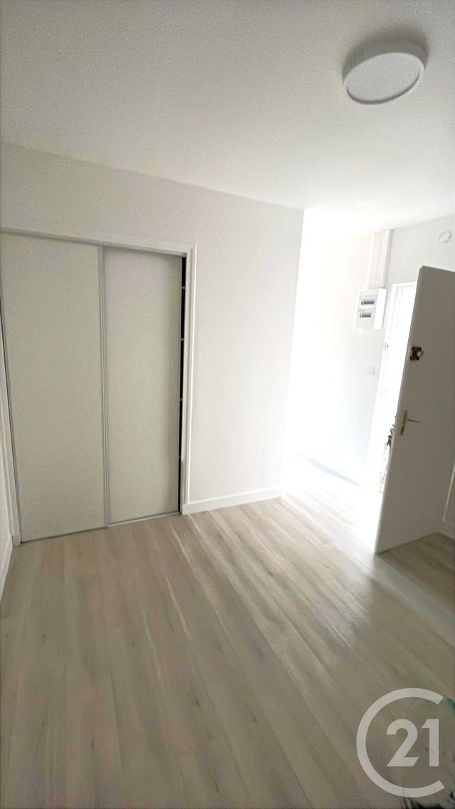 Appartement F1 à louer - 1 pièce - 24.65 m2 - JUVISY SUR ORGE - 91 - ILE-DE-FRANCE - Century 21 Immo Danton