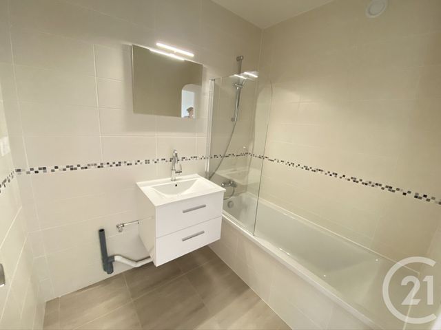 Appartement F2 à louer - 2 pièces - 44.0 m2 - VIRY CHATILLON - 91 - ILE-DE-FRANCE - Century 21 Immo Danton