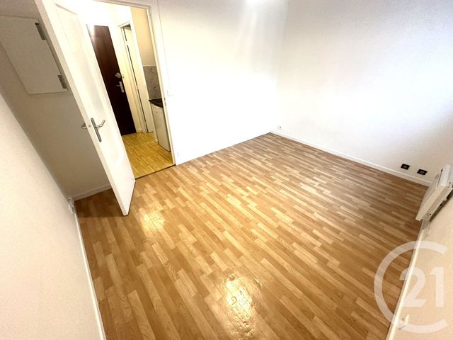 Afficher la photo en grand Appartement F1 à louer - 1 pièce - 19.0 m2 - JUVISY SUR ORGE - 91 - ILE-DE-FRANCE - Century 21 Immo Danton