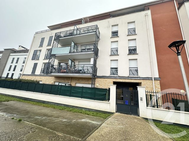 Appartement F2 à louer - 2 pièces - 39.25 m2 - ST FARGEAU PONTHIERRY - 77 - ILE-DE-FRANCE - Century 21 Immo Danton
