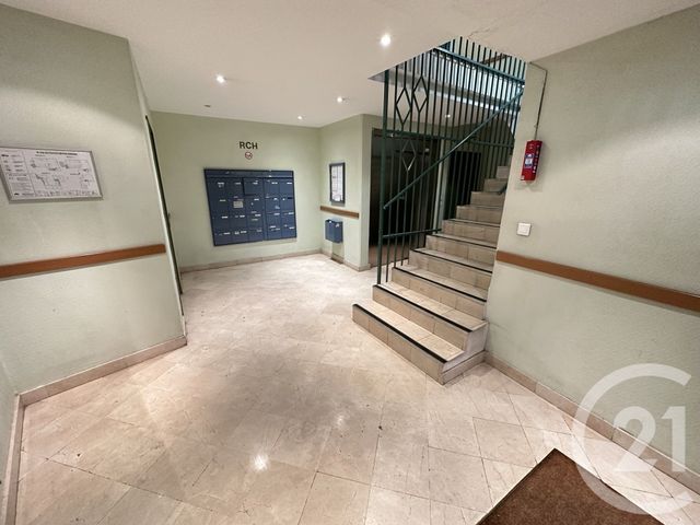 Appartement Duplex à louer - 2 pièces - 39.9 m2 - PALAISEAU - 91 - ILE-DE-FRANCE - Century 21 Immo Danton