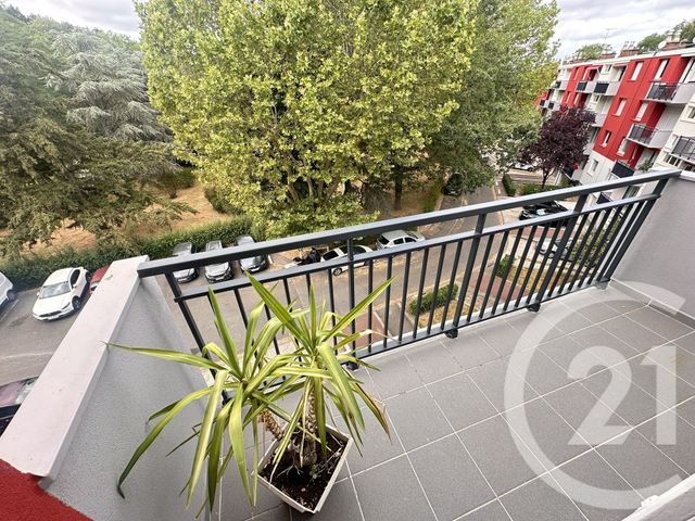 Appartement F2 à vendre STE GENEVIEVE DES BOIS