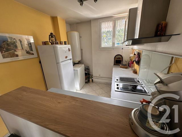 Appartement F2 à vendre - 2 pièces - 41.43 m2 - STE GENEVIEVE DES BOIS - 91 - ILE-DE-FRANCE - Century 21 Immo Danton