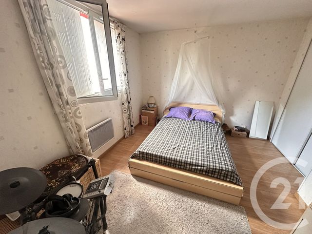 Appartement F2 à vendre - 2 pièces - 41.43 m2 - STE GENEVIEVE DES BOIS - 91 - ILE-DE-FRANCE - Century 21 Immo Danton