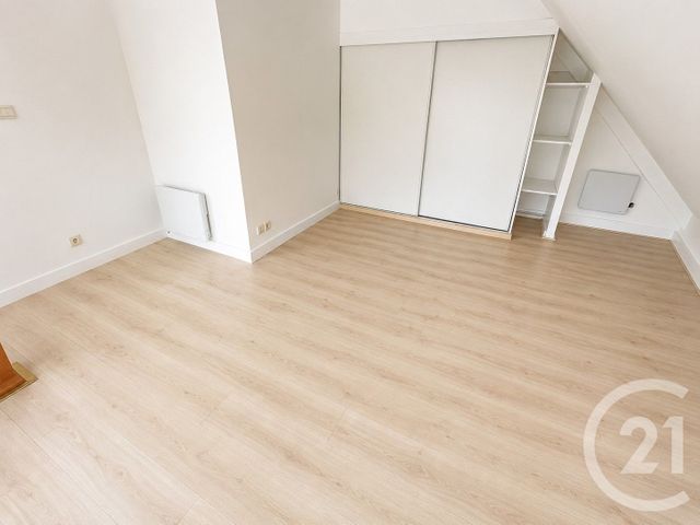 Appartement F1 à louer - 2 pièces - 41.3 m2 - JUVISY SUR ORGE - 91 - ILE-DE-FRANCE - Century 21 Immo Danton