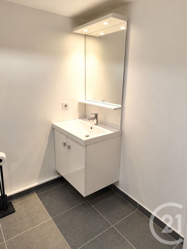 Appartement F2 à louer - 2 pièces - 40.66 m2 - ATHIS MONS - 91 - ILE-DE-FRANCE - Century 21 Immo Danton